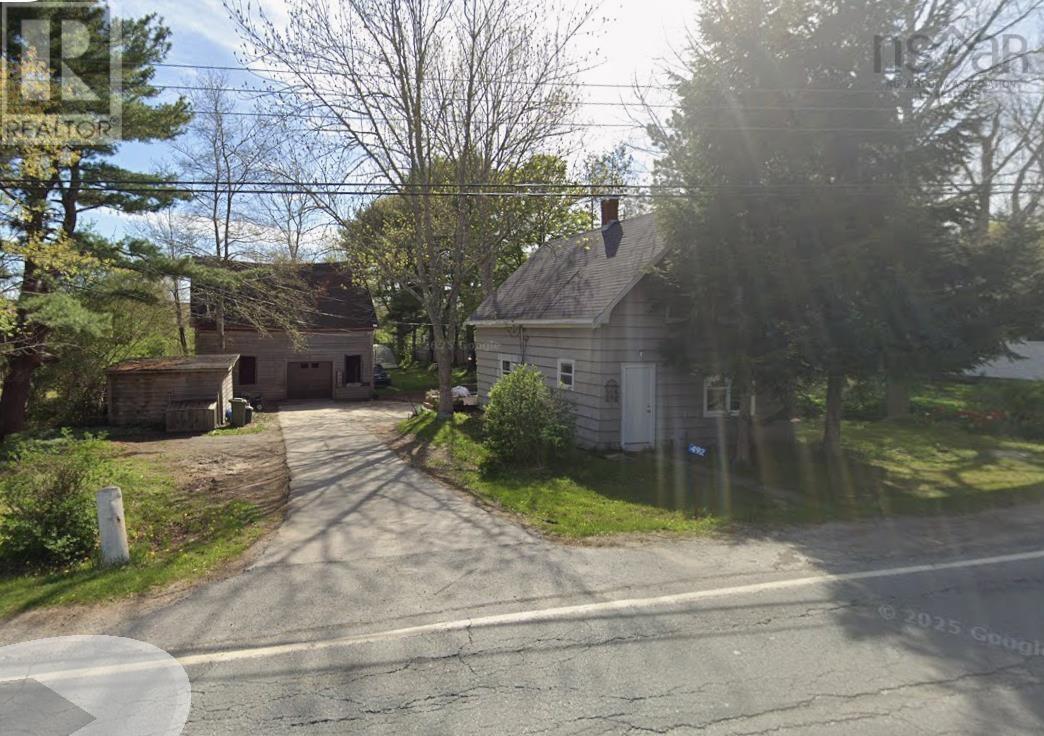 492 Highway 8 Property Photo 28