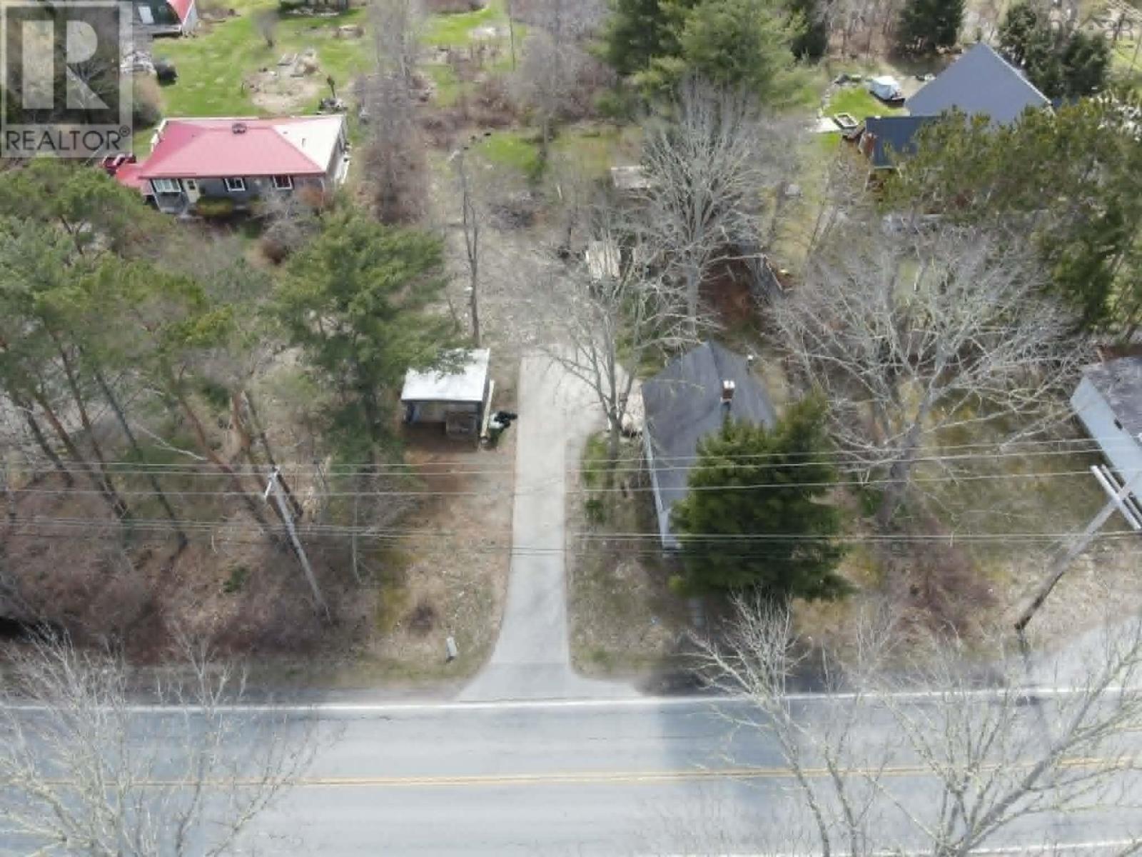 492 Highway 8 Property Photo 33