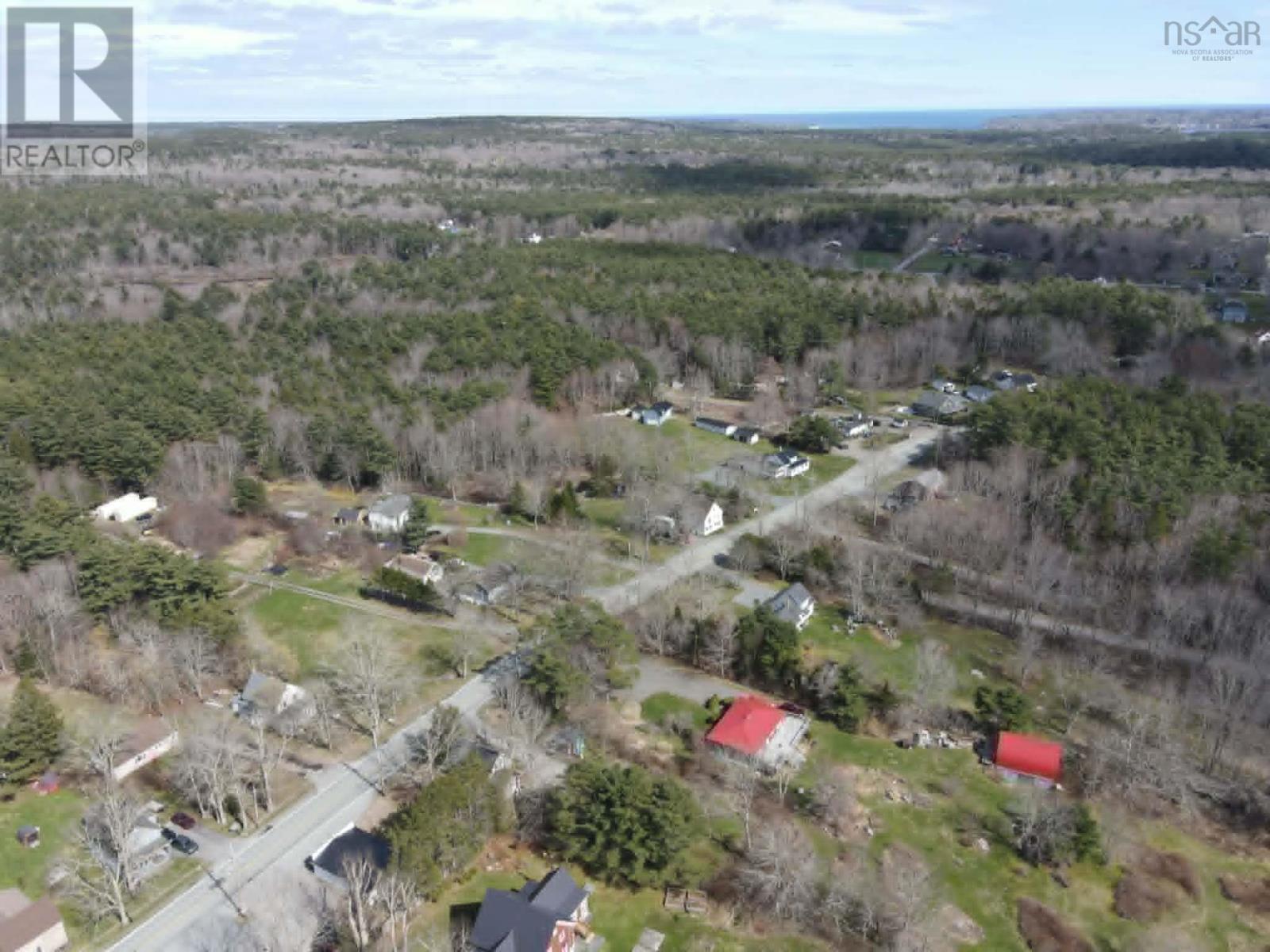 492 Highway 8 Property Photo 34