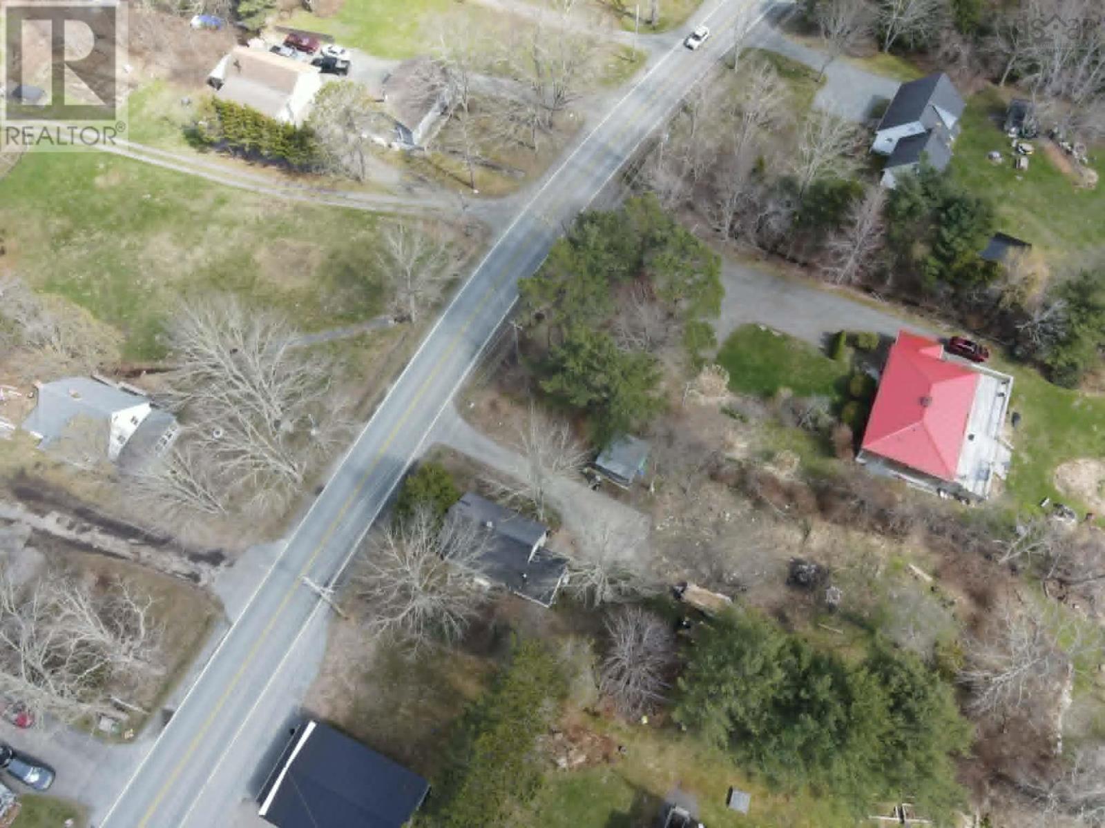 492 Highway 8 Property Photo 35