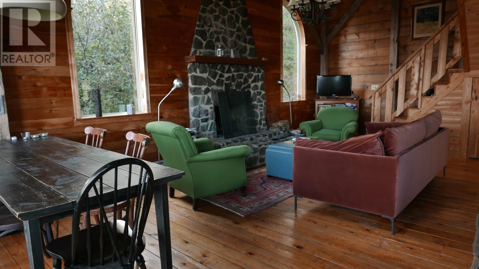 9482 Highway 217 Property Photo 10
