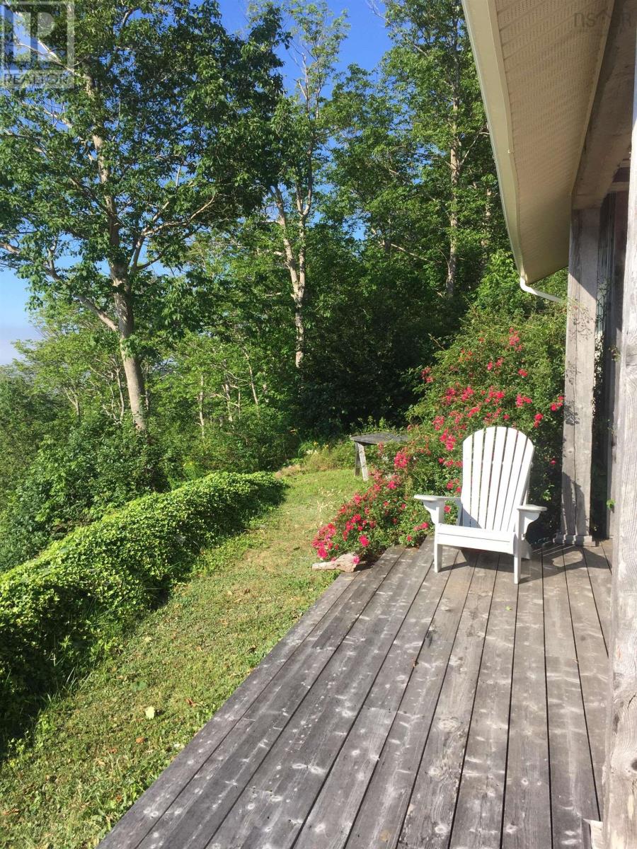 9482 Highway 217 Property Photo 33