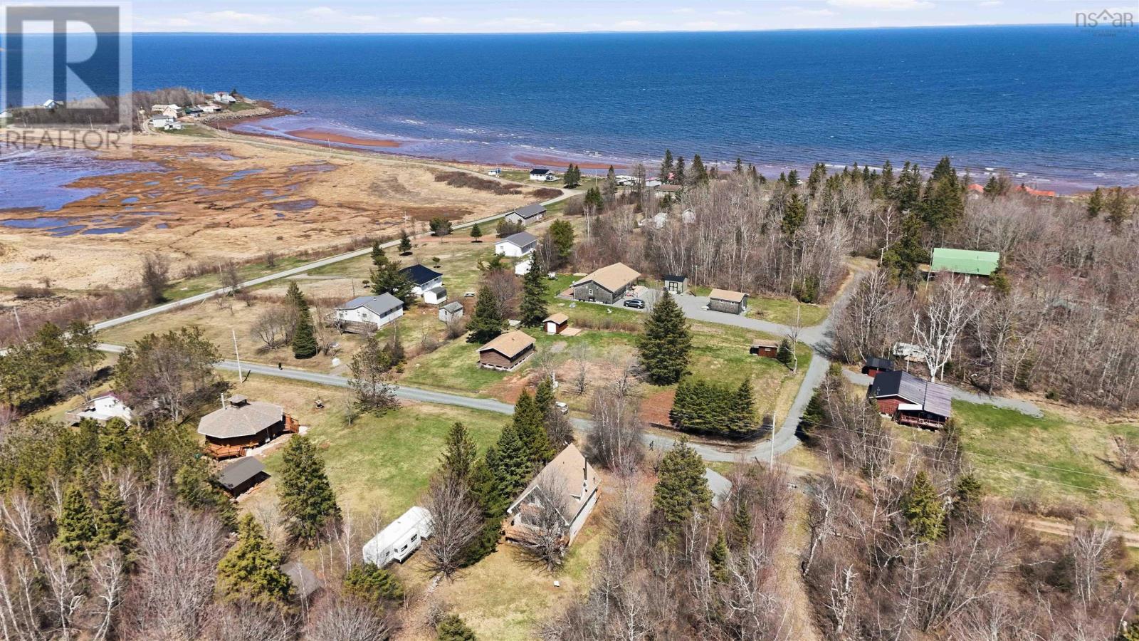 24 Mitchell Island Loop Property Photo 2