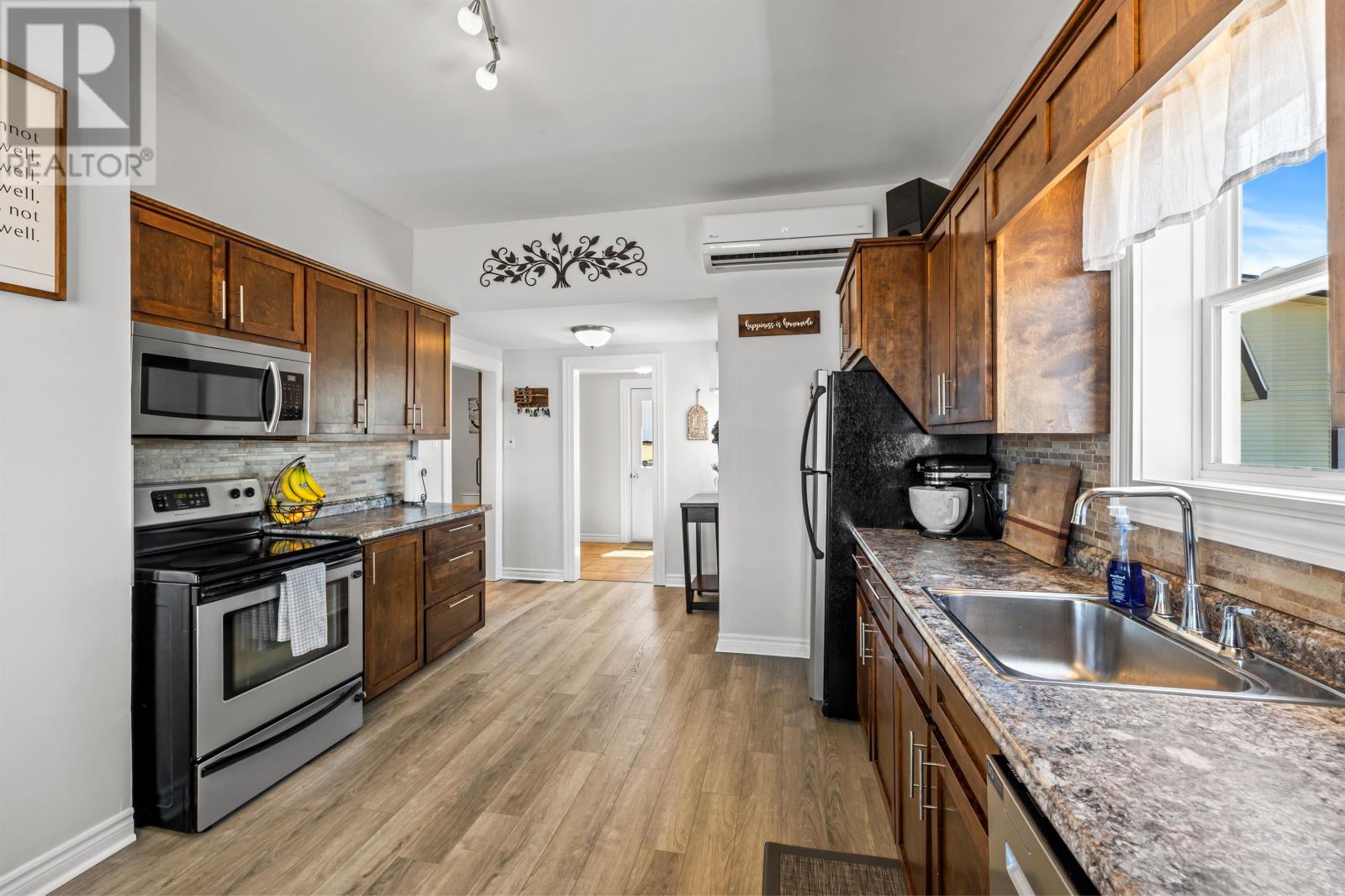 5663 St Peters Road Property Photo 16