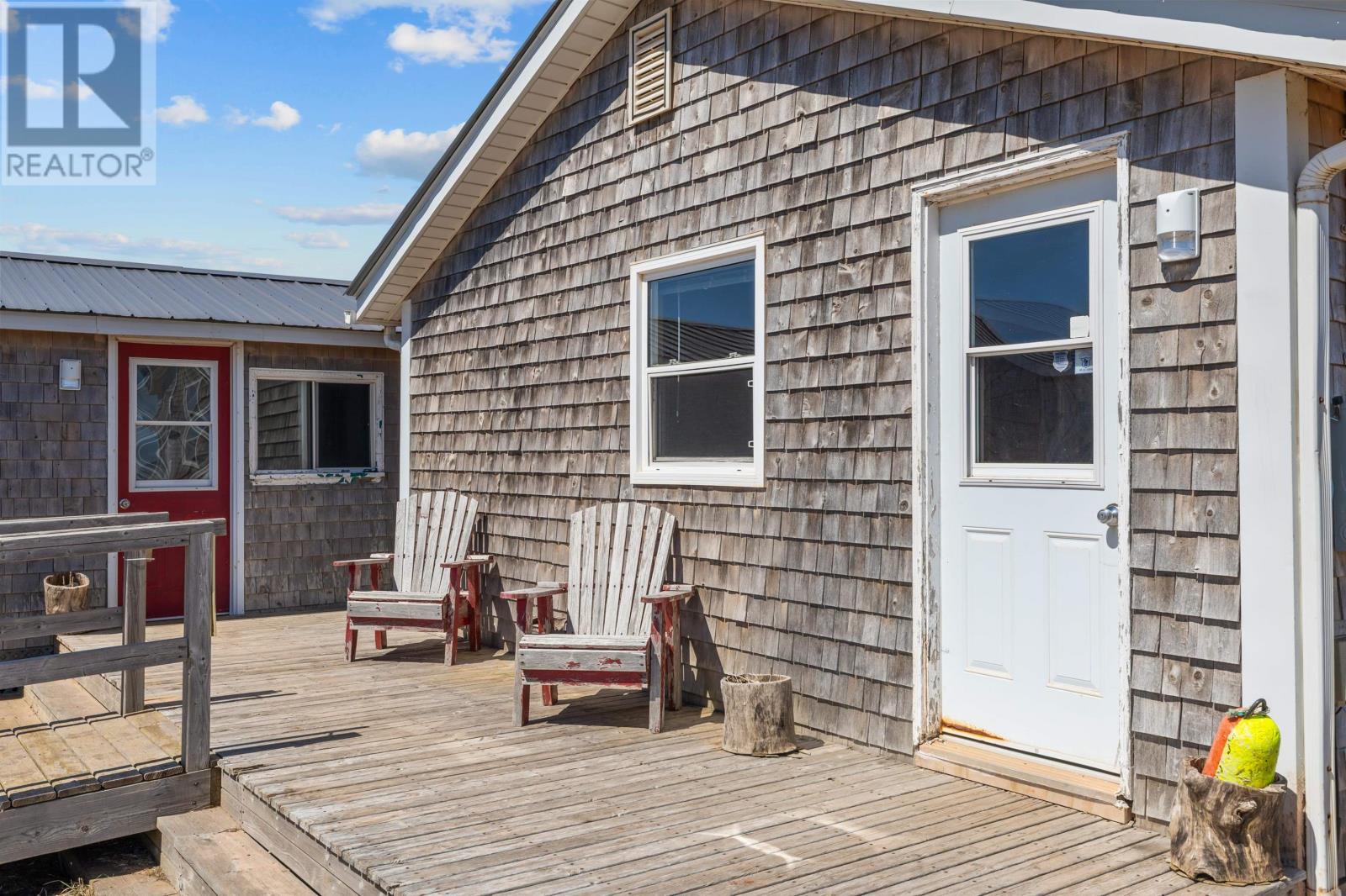 182 Shore Road Property Photo 10