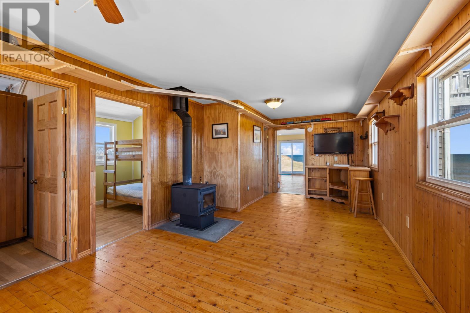 182 Shore Road Property Photo 14