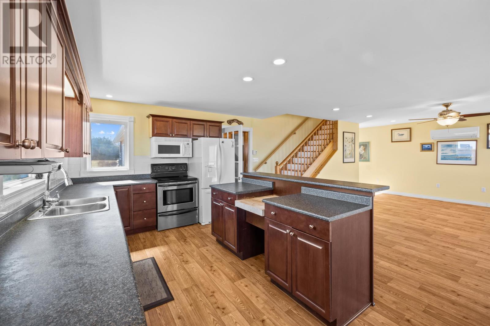 182 Shore Road Property Photo 24