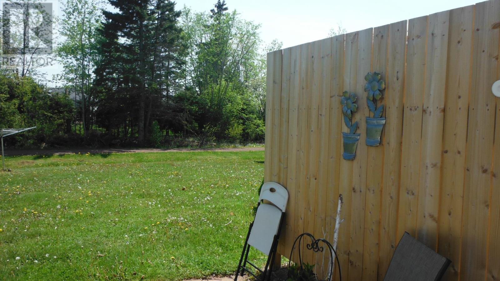 90-94 Stockman Drive Property Photo 6