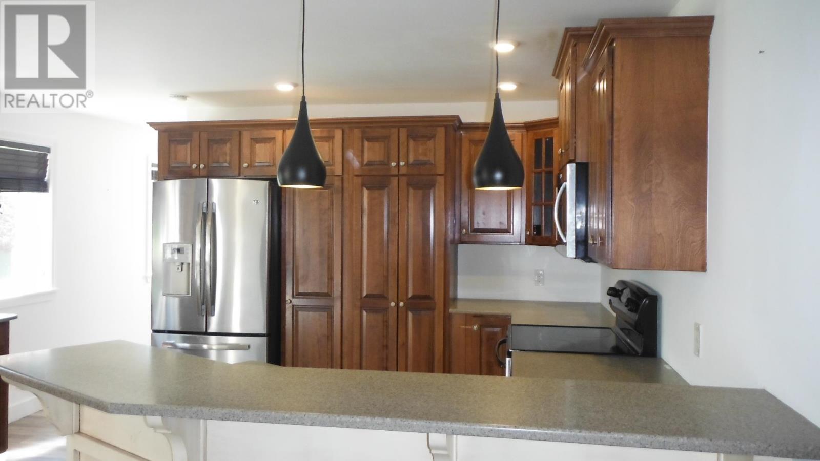 90-94 Stockman Drive Property Photo 12