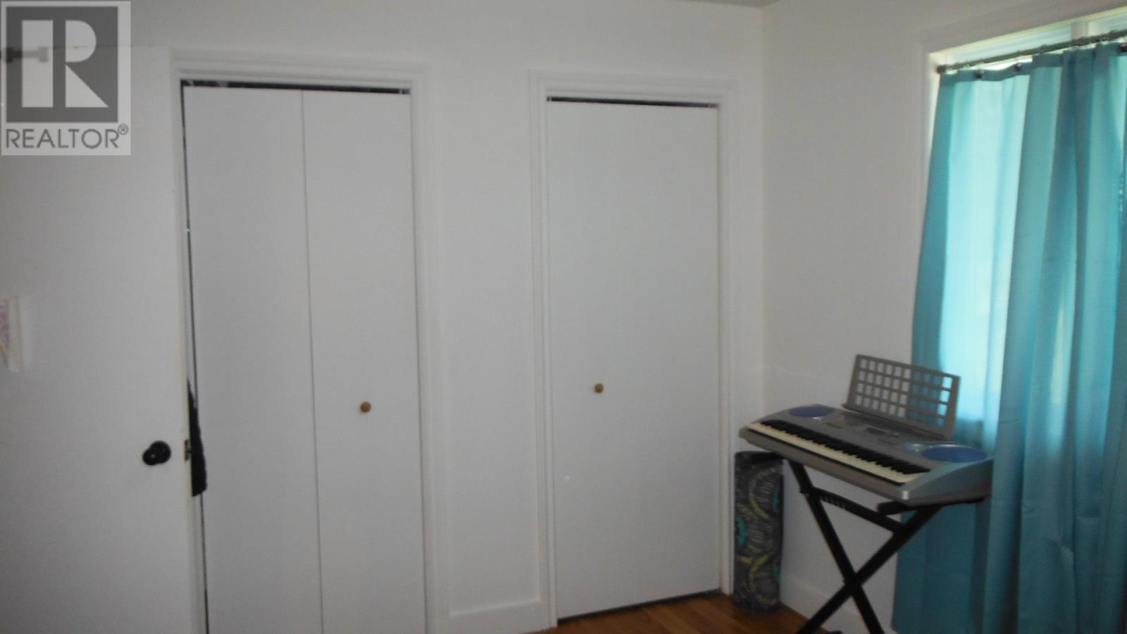 90-94 Stockman Drive Property Photo 25