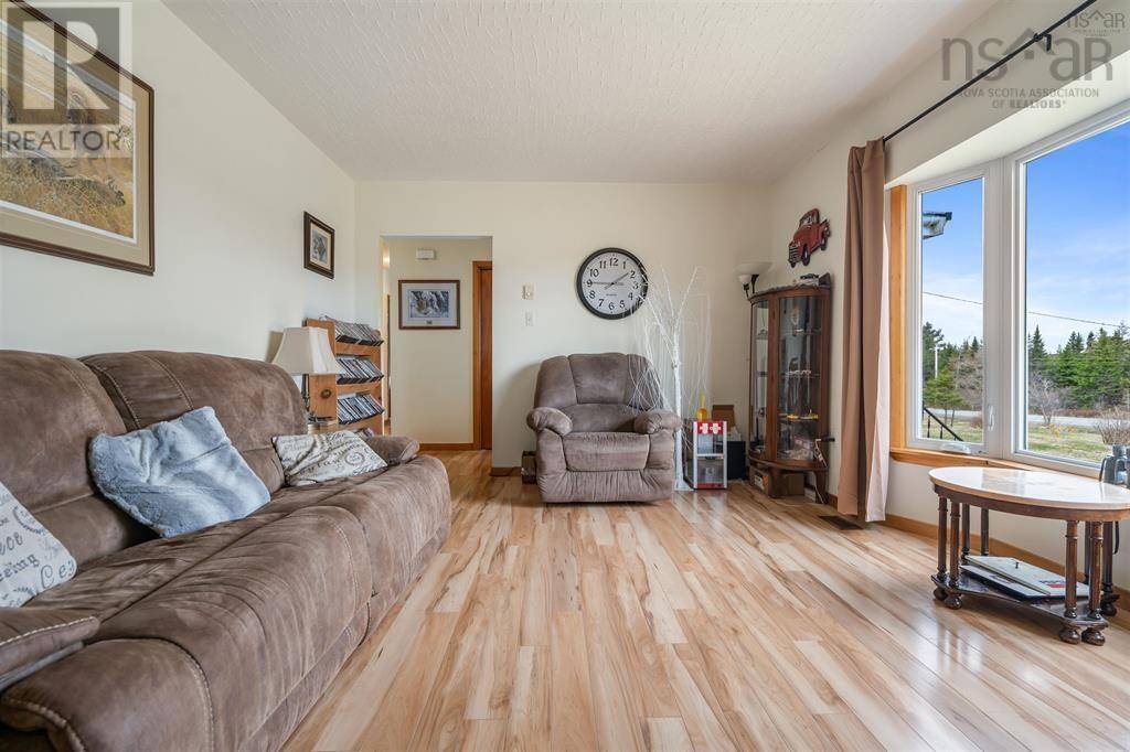 684 St Marys Road Property Photo 13