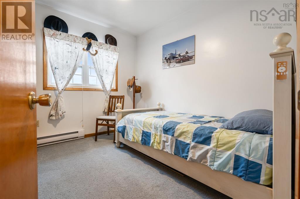 684 St Marys Road Property Photo 18