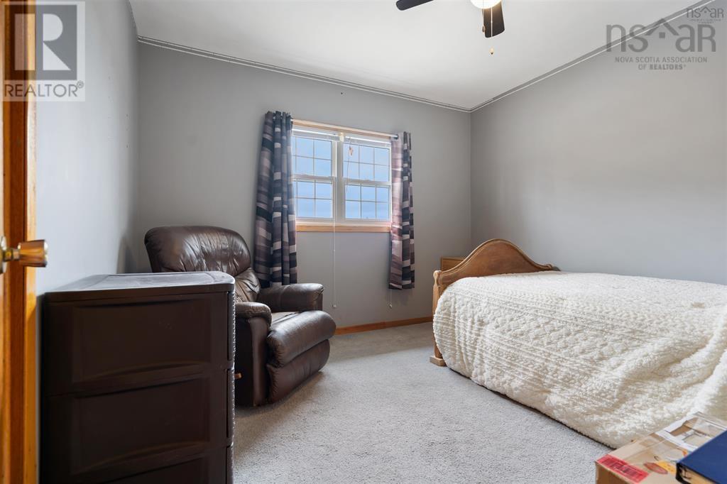 684 St Marys Road Property Photo 21