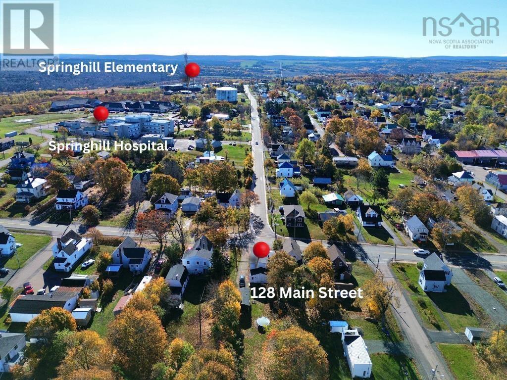 128 Main Street Property Photo 5
