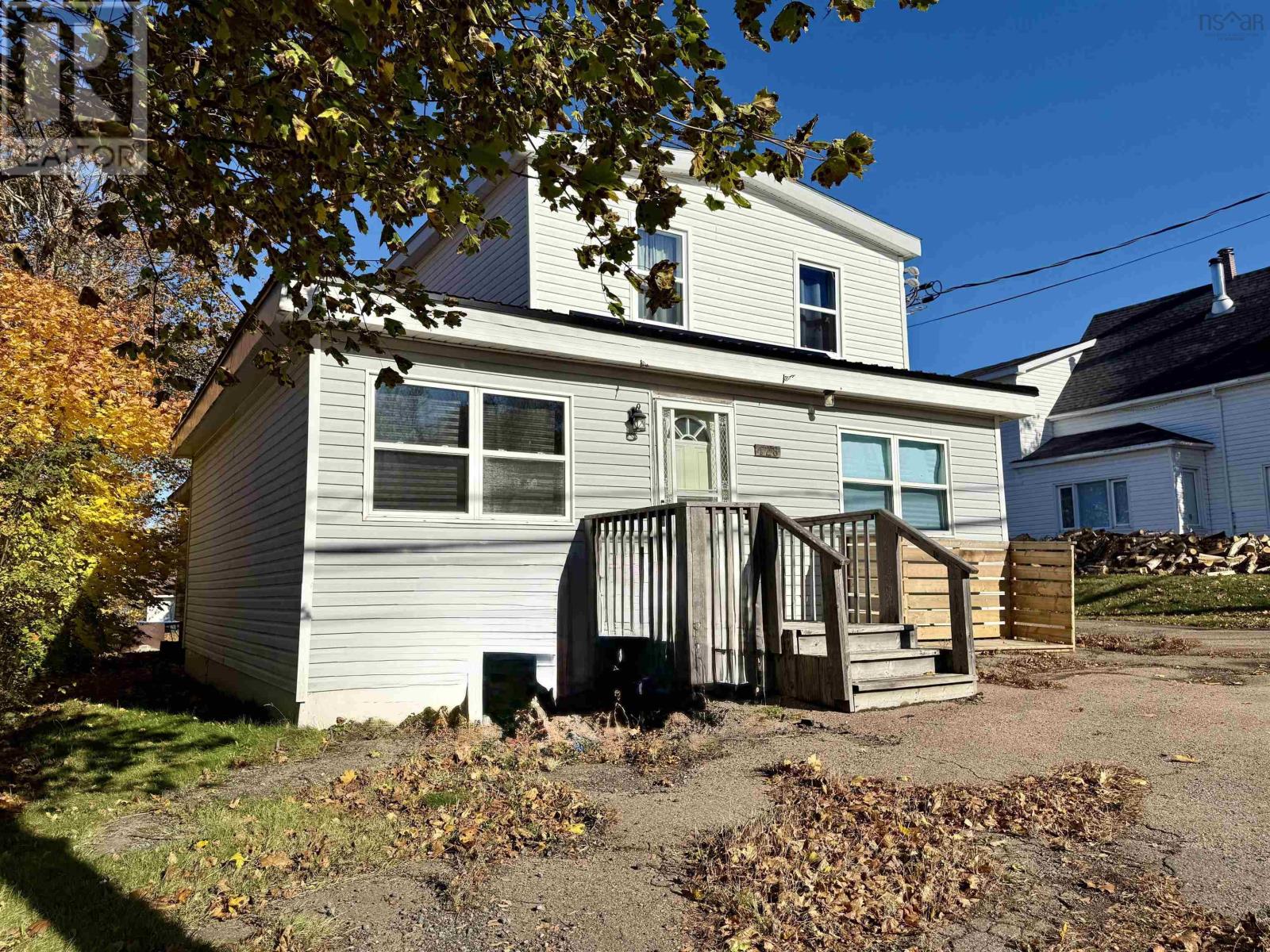 128 Main Street Property Photo 6