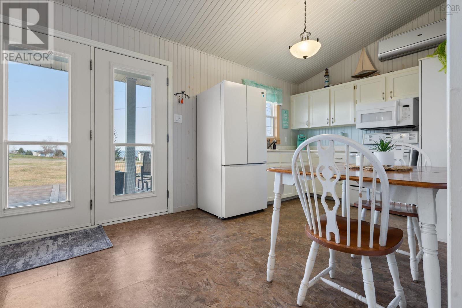 29 Island View Crescent Property Photo 12