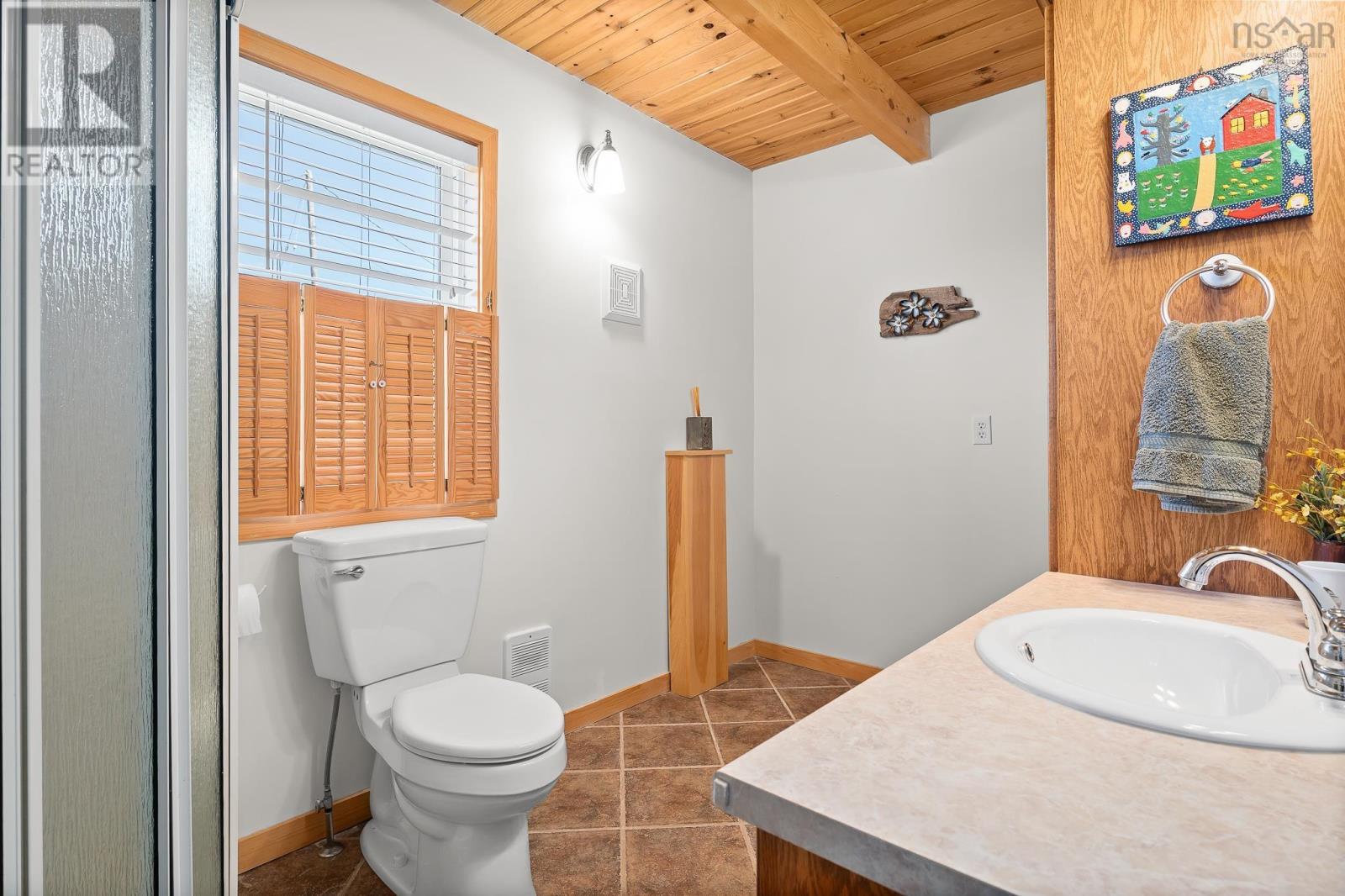 240 Beaver Drive Property Photo 15