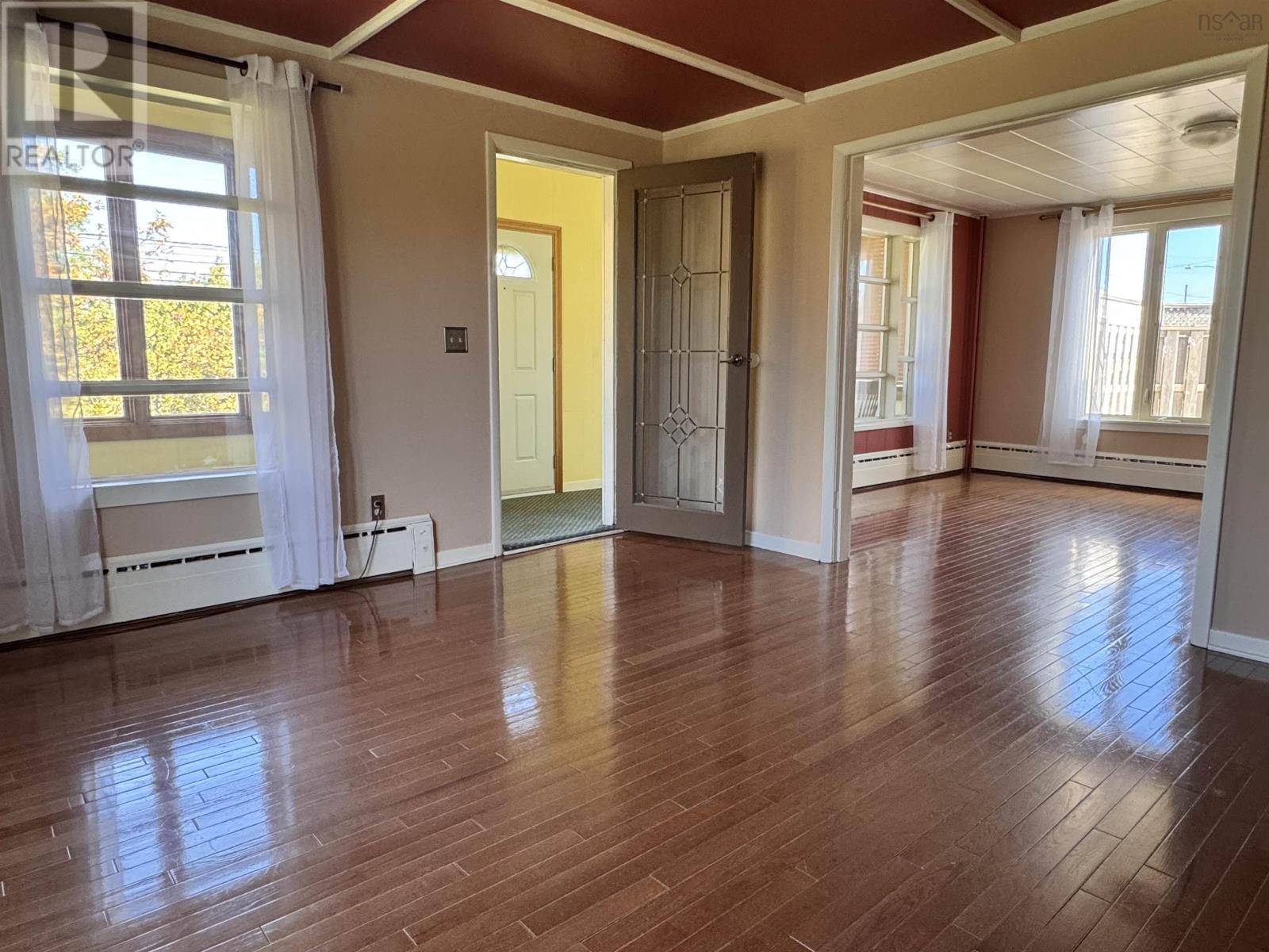 325 Reserve Street Property Photo 11