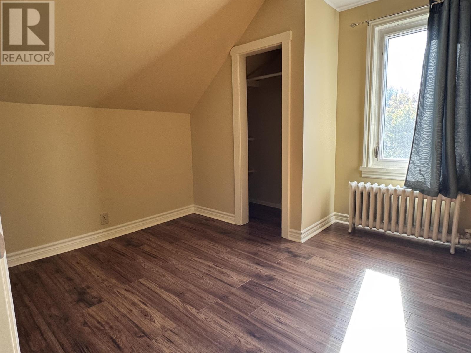 325 Reserve Street Property Photo 21