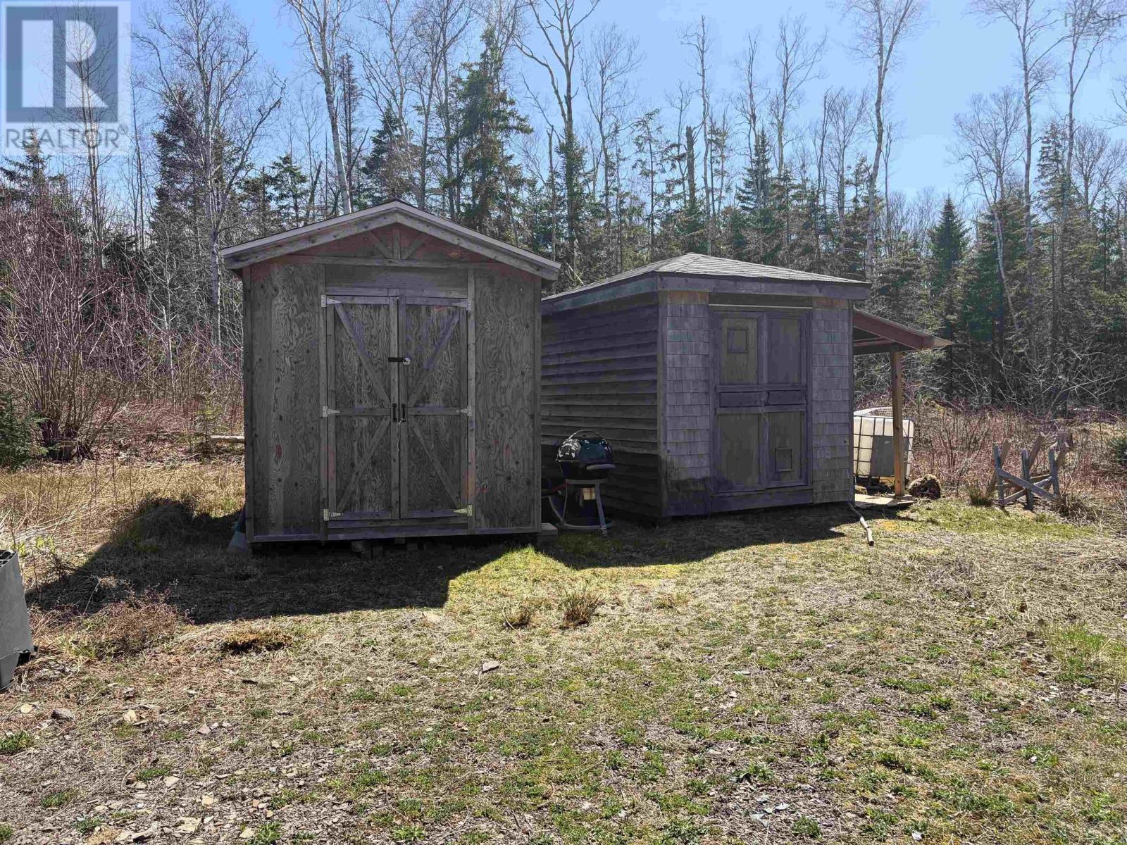 1925 Highway 215 Property Photo 14