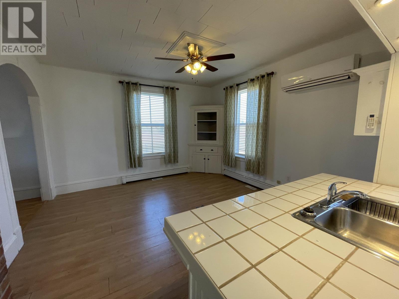 41044 Rte 2 Western Road Property Photo 9