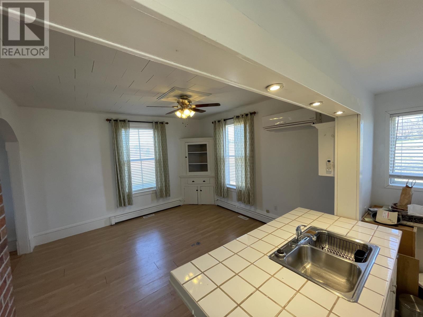 41044 Rte 2 Western Road Property Photo 10