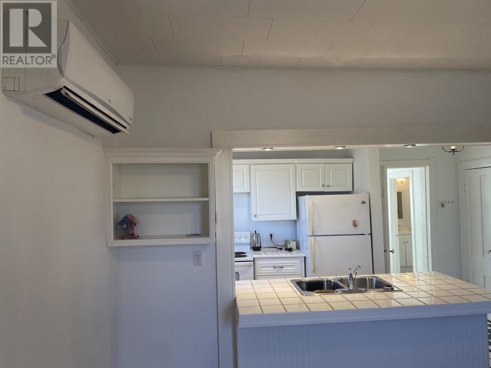 41044 Rte 2 Western Road Property Photo 13