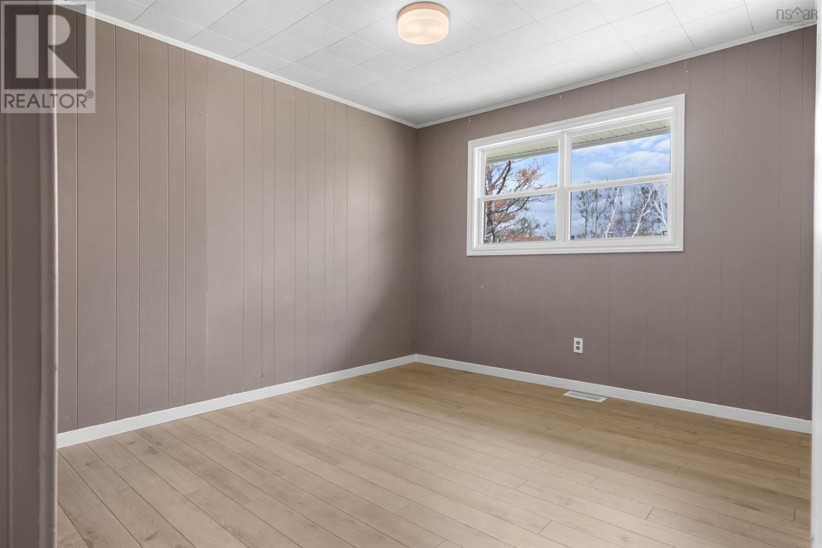 6143 Little Harbour Road Property Photo 22