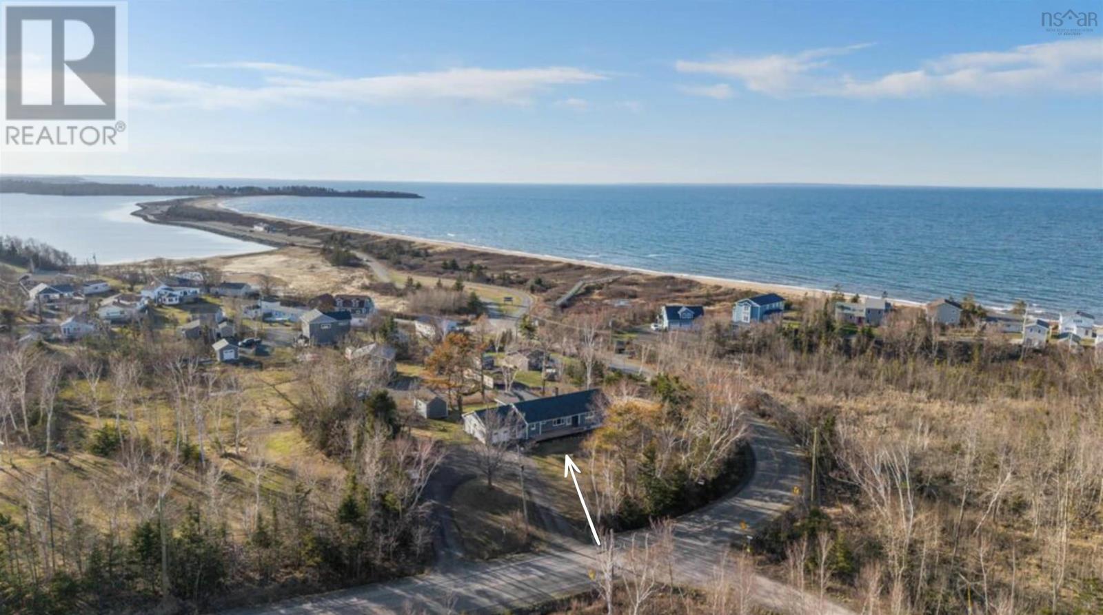 6143 Little Harbour Road Property Photo 2