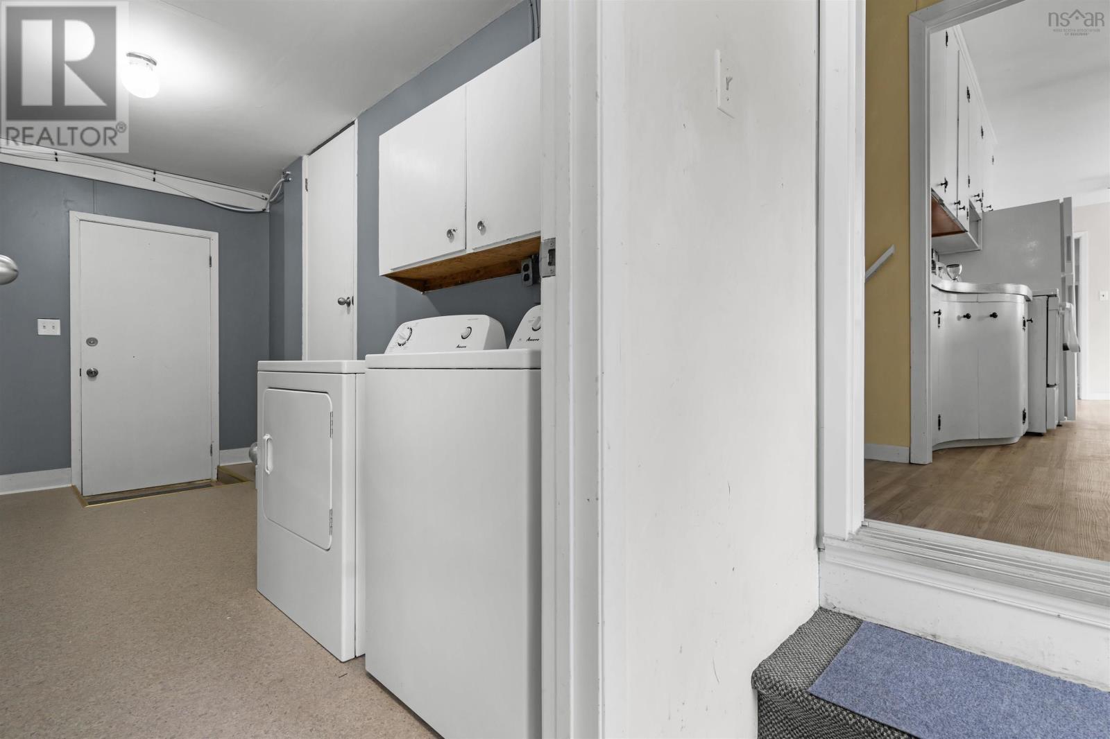 6143 Little Harbour Road Property Photo 24