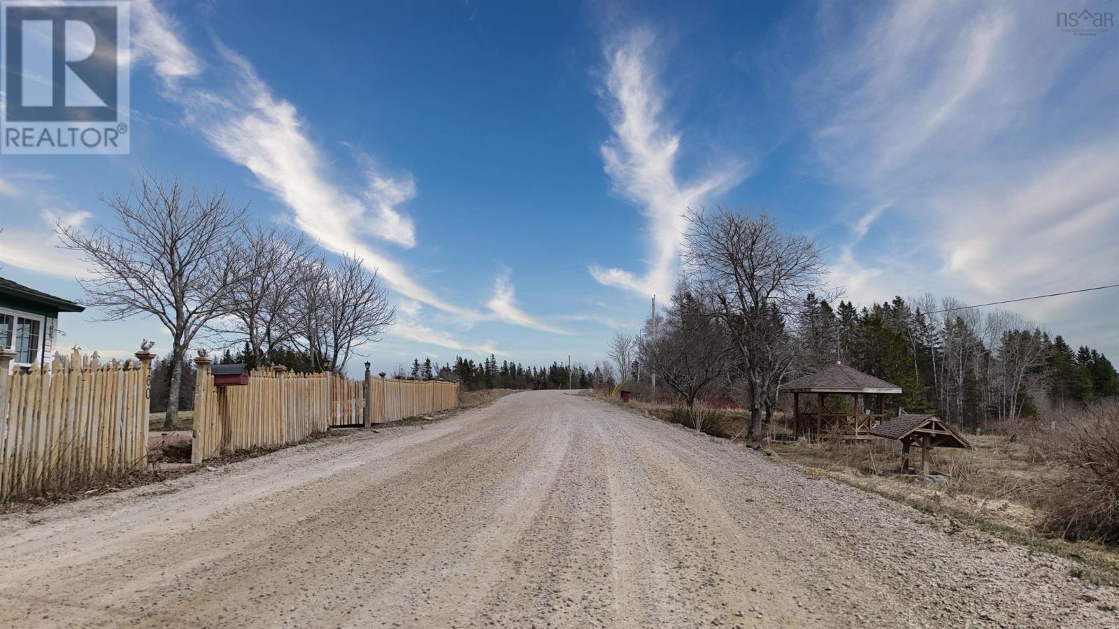 460 Red Point Road Property Photo 2
