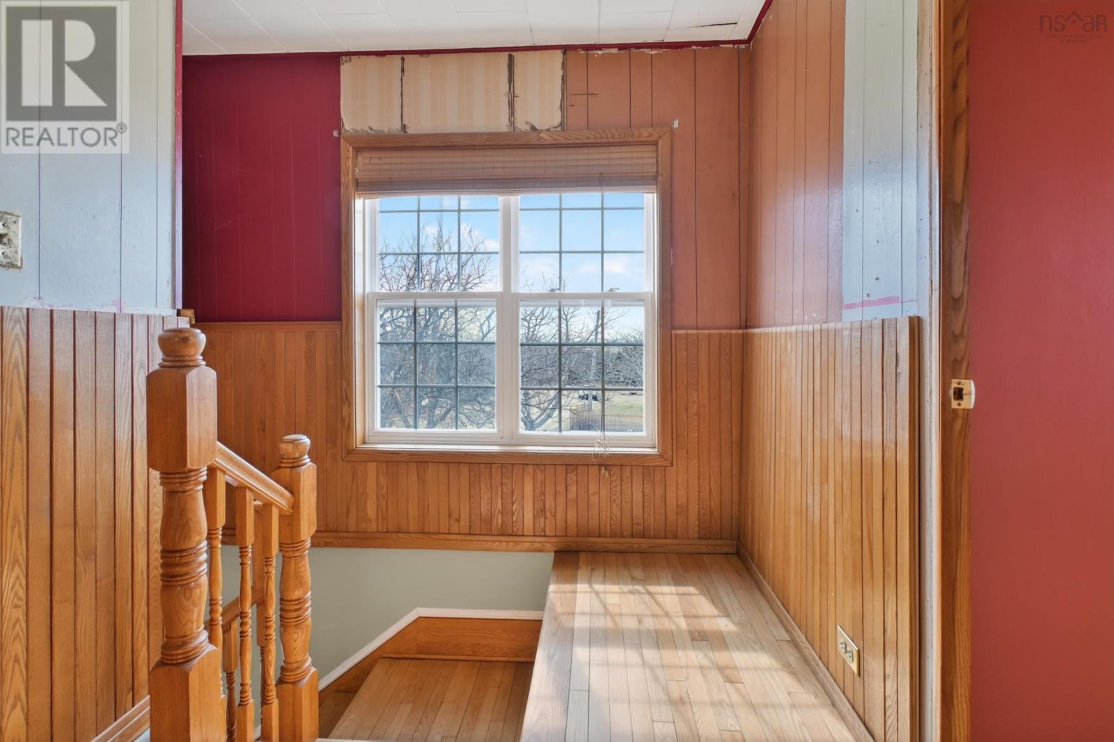 460 Red Point Road Property Photo 27