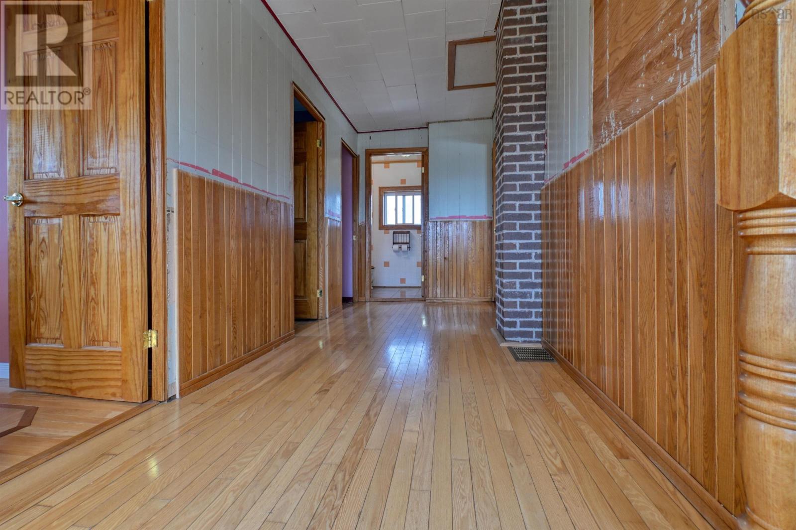 460 Red Point Road Property Photo 29