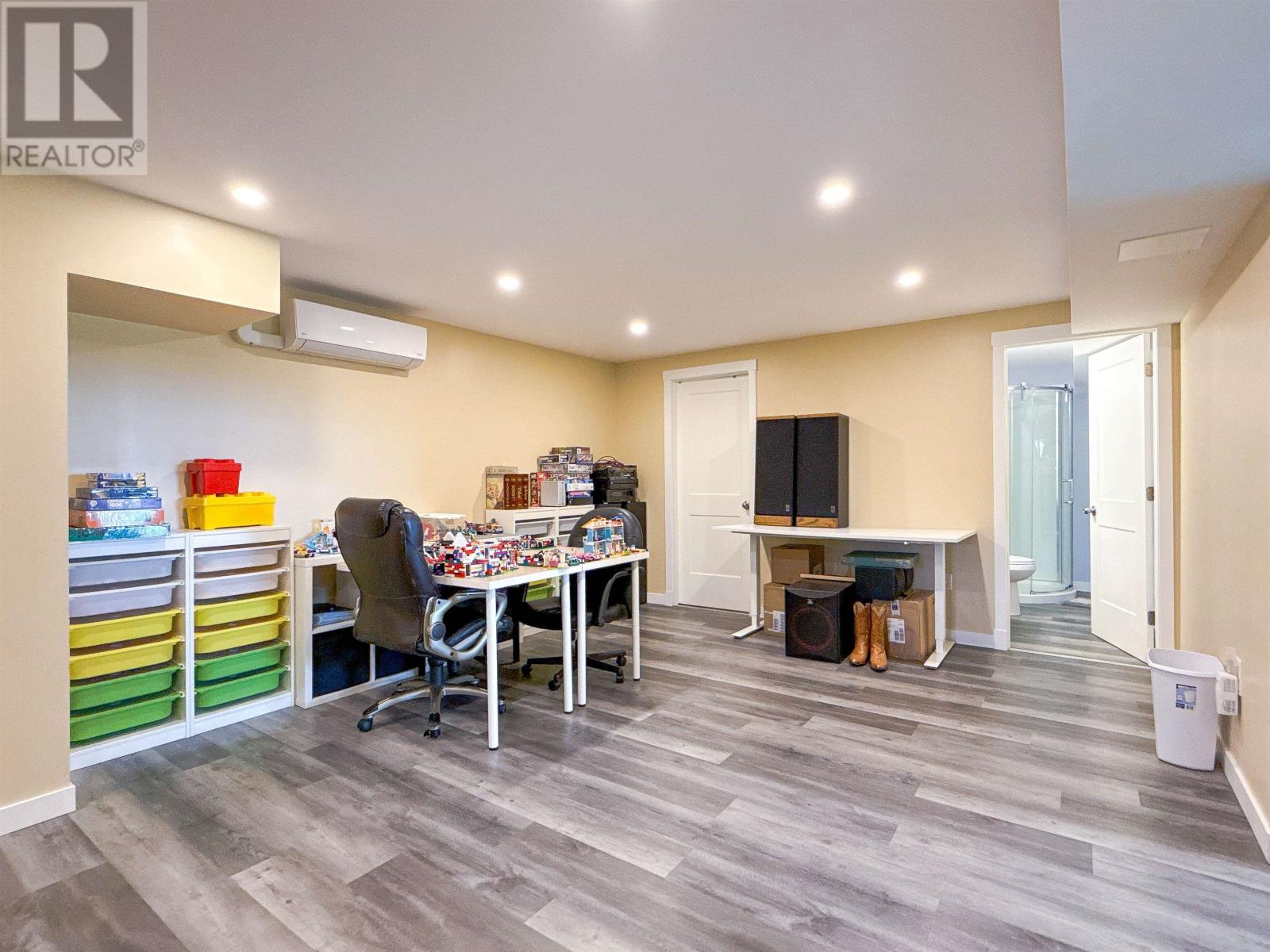 5966 Pe 19 Property Photo 27