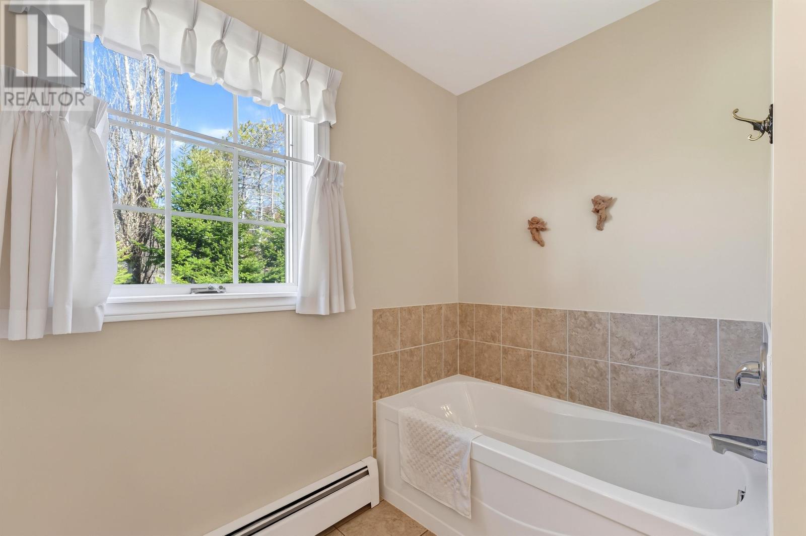 20 Johnson Avenue Property Photo 23