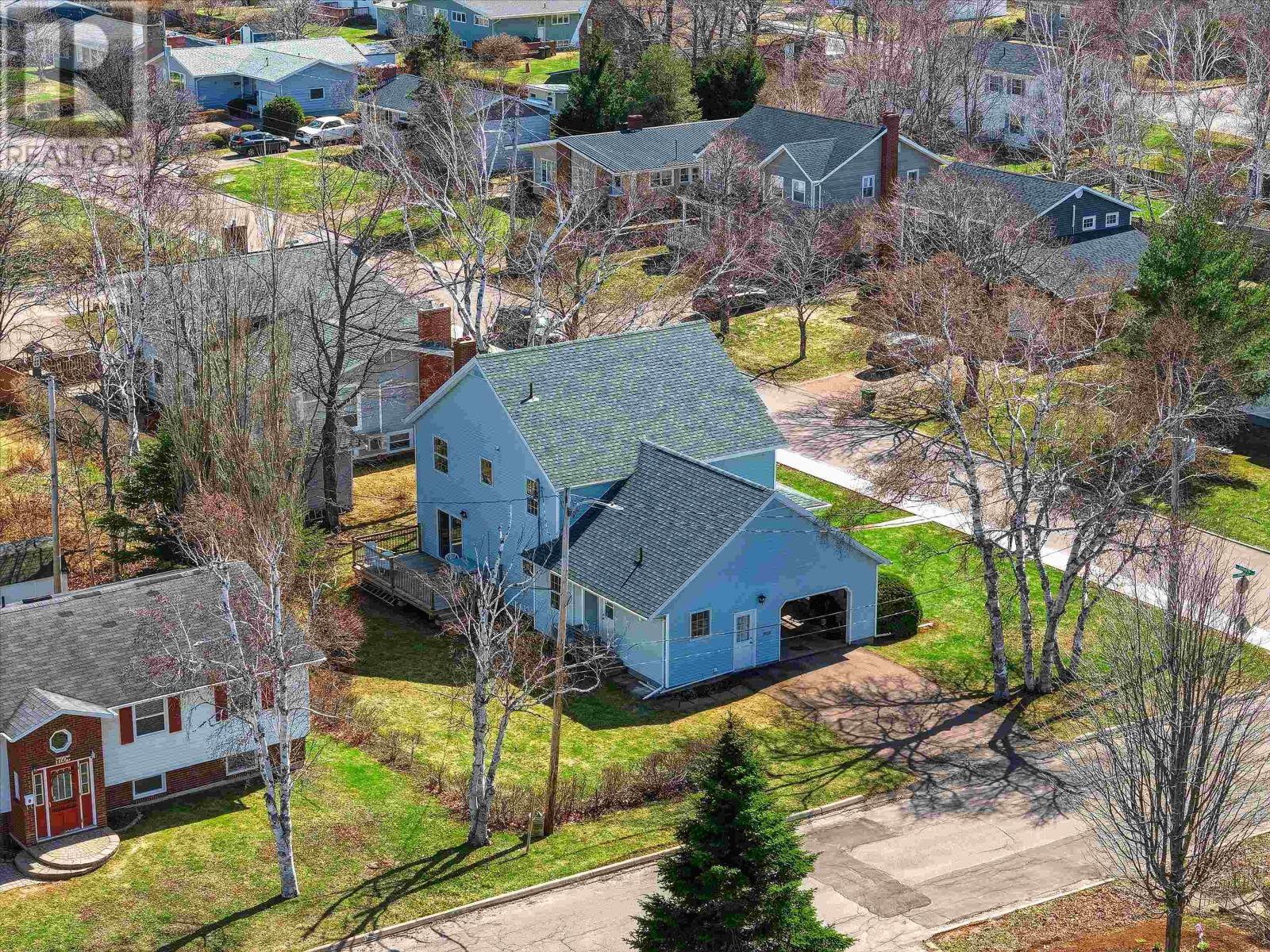 20 Johnson Avenue Property Photo 43