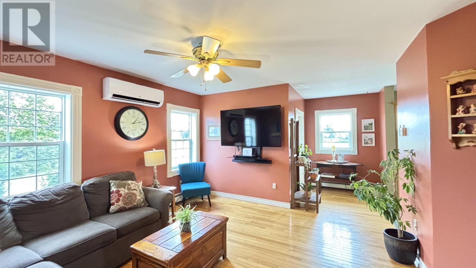 215 Cable Head Road Property Photo 7