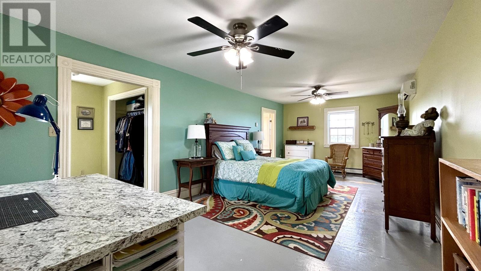 215 Cable Head Road Property Photo 13