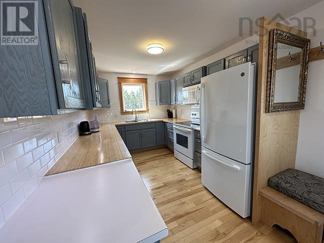1589 Corbetts Cove Road Property Photo 9