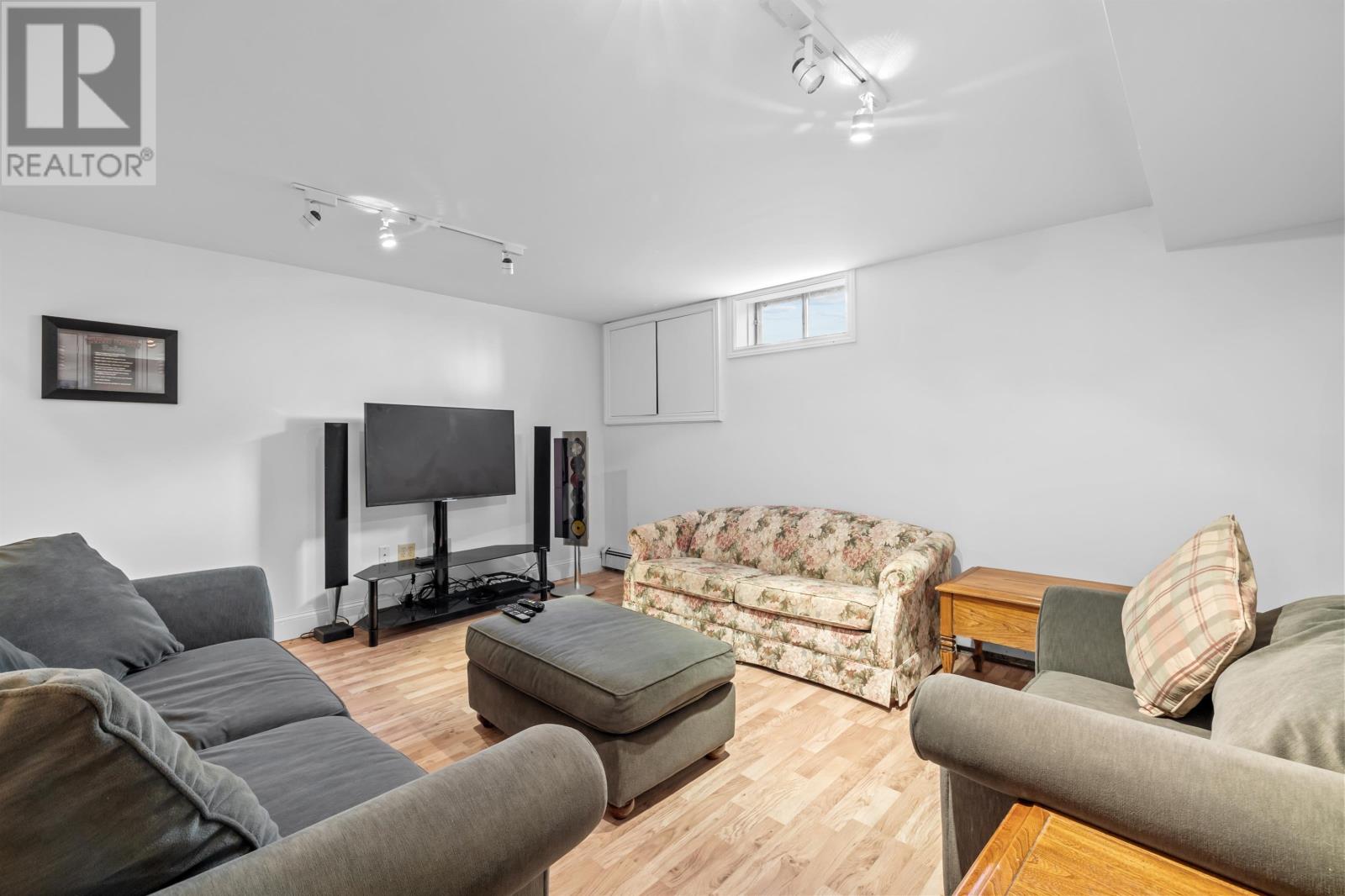 29 Inkerman Drive Property Photo 35