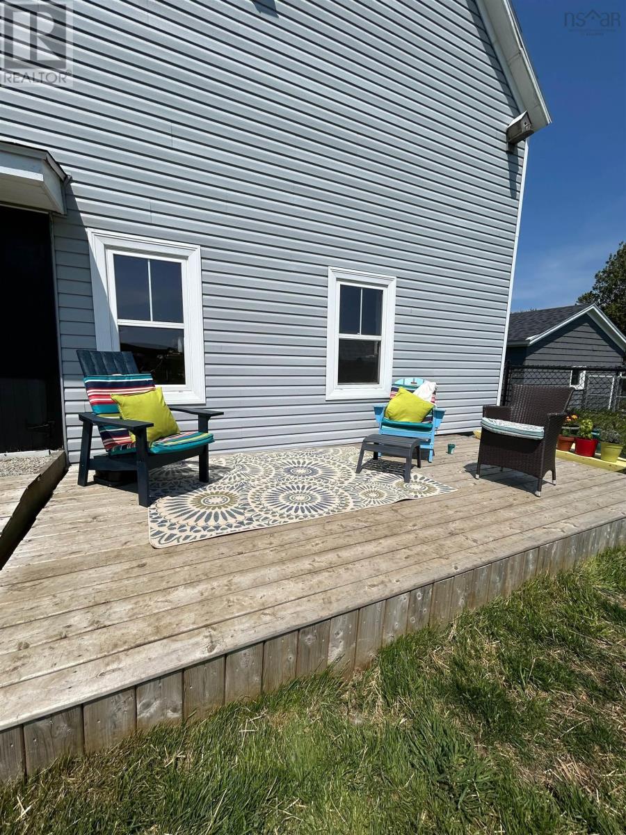 920 Highway 1 Property Photo 10