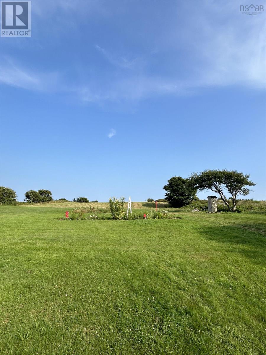 920 Highway 1 Property Photo 12