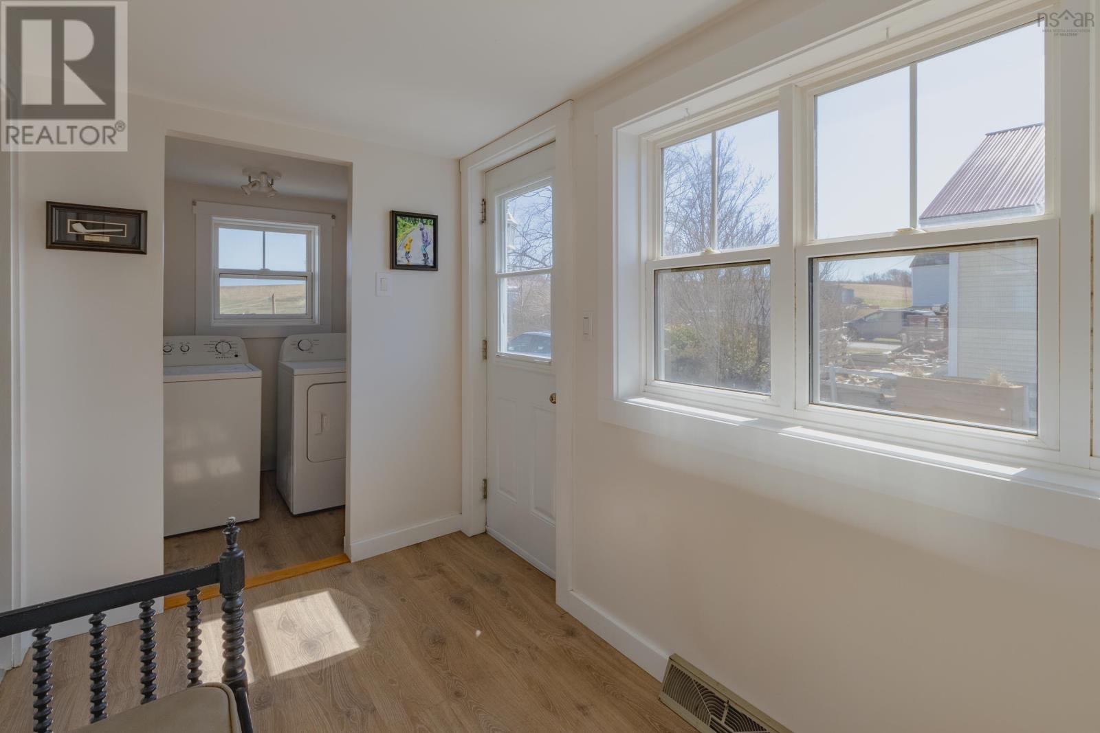 920 Highway 1 Property Photo 14