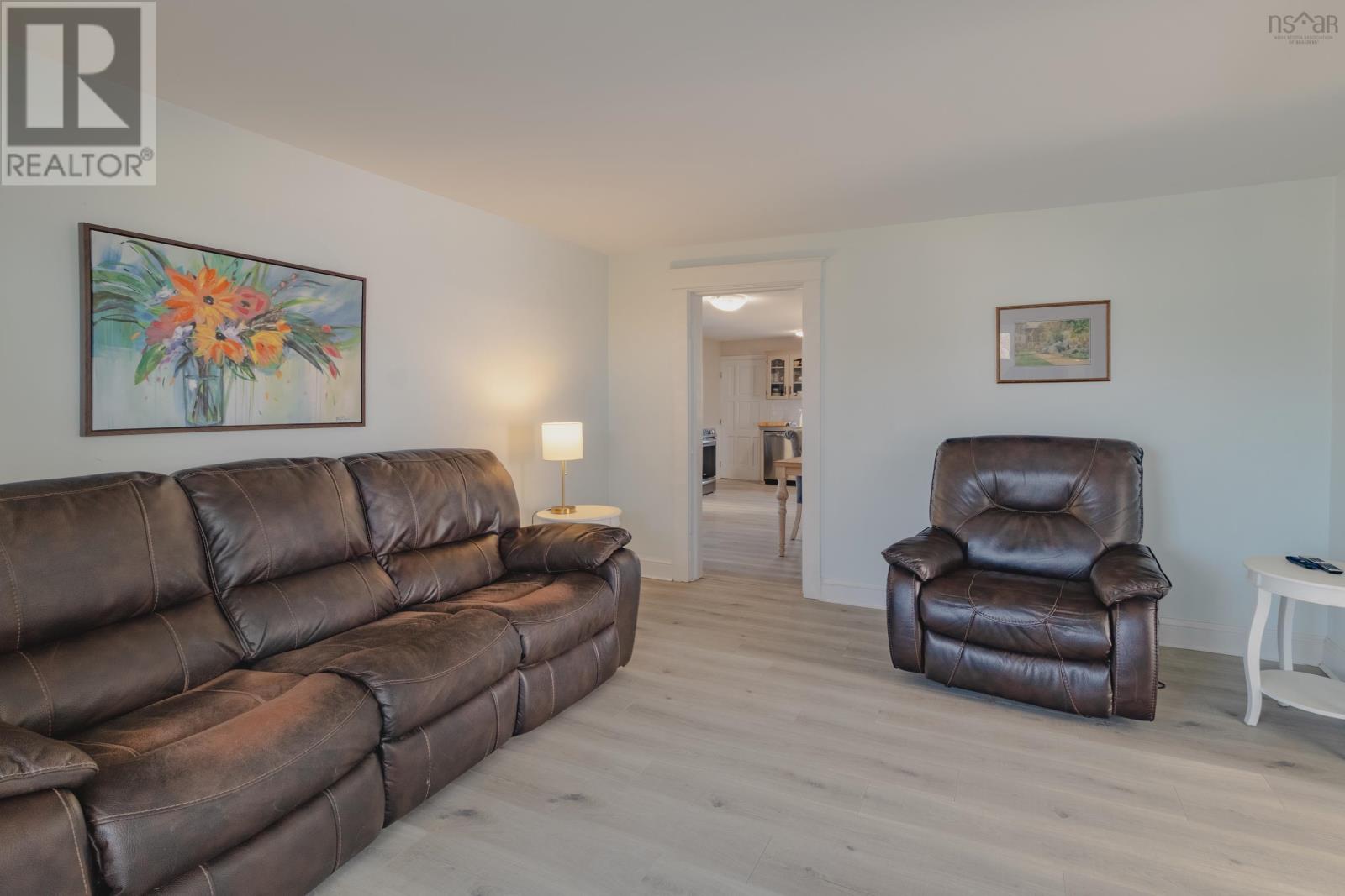 920 Highway 1 Property Photo 23