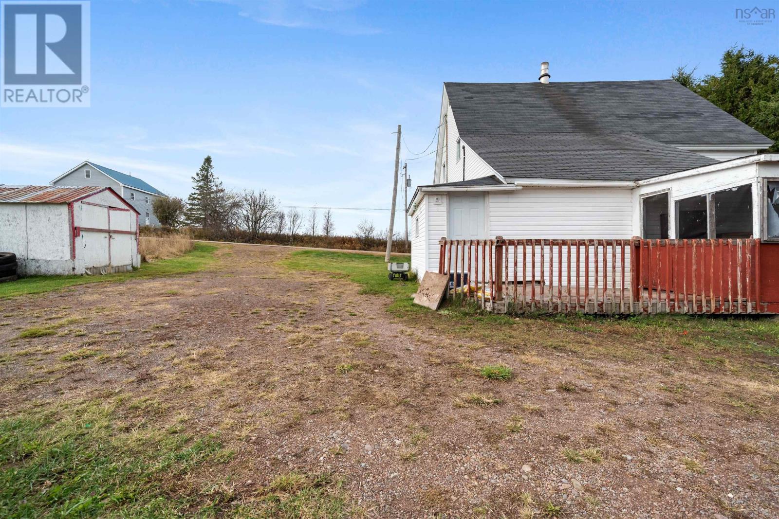 5030 Boars Back Road Property Photo 9