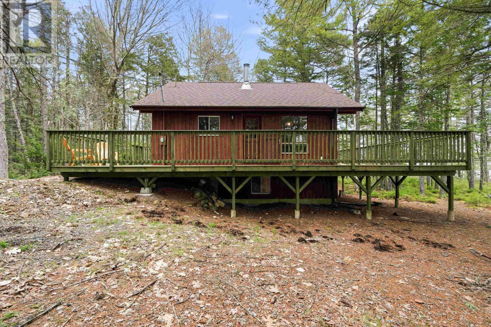442 Narrows Road Property Photo 4