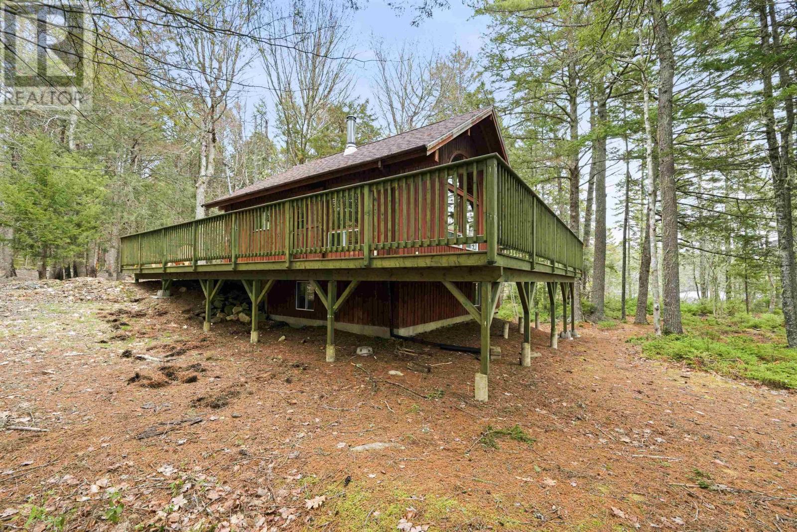 442 Narrows Road Property Photo 5