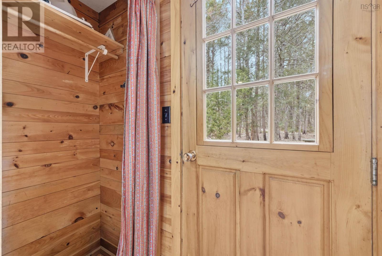 442 Narrows Road Property Photo 7