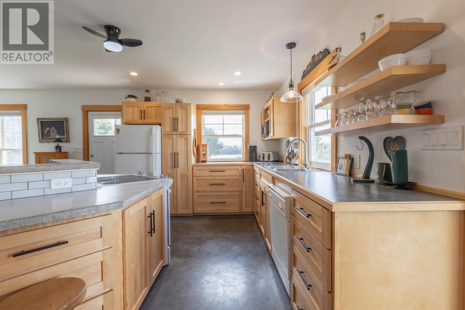 7 Mckenna Drive Property Photo 17