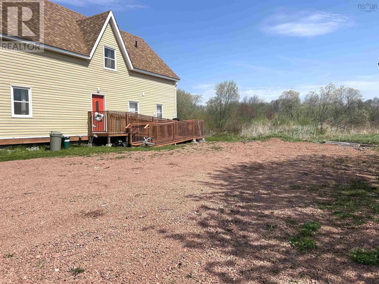 139 Main Street Property Photo 2